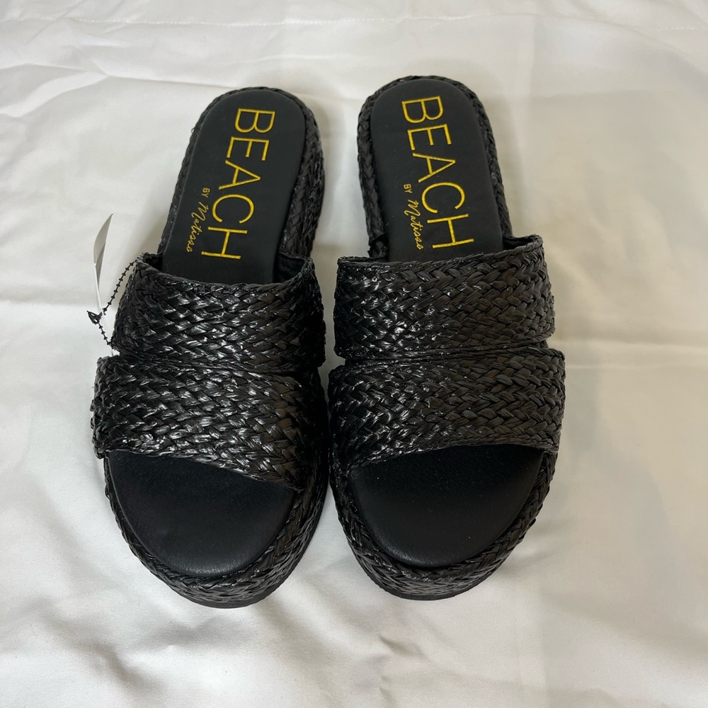 BNIB Matisse Woven slides